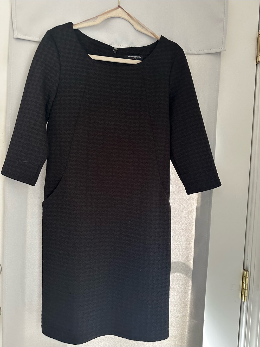 Sharagano Black Long-Sleeve Textured Dress